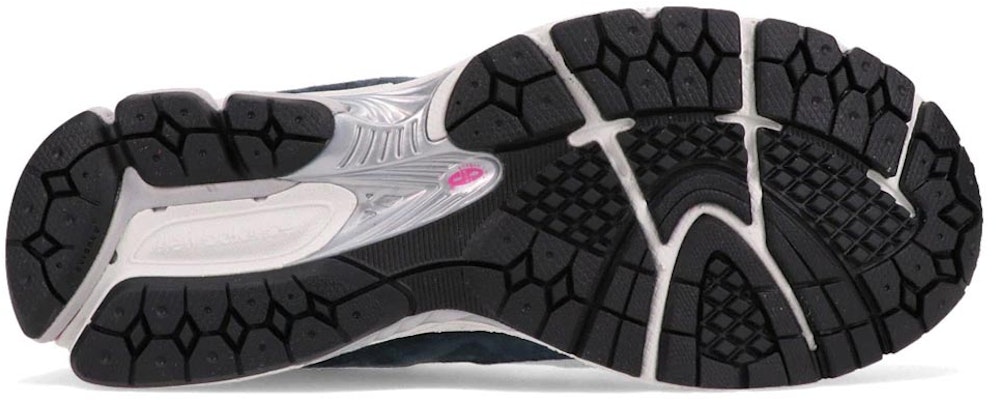 atmos x New Balance 2002R 'RF Blanco Rosa' Shop atmos x New Balance 2002R 'RF Blanco Rosa'