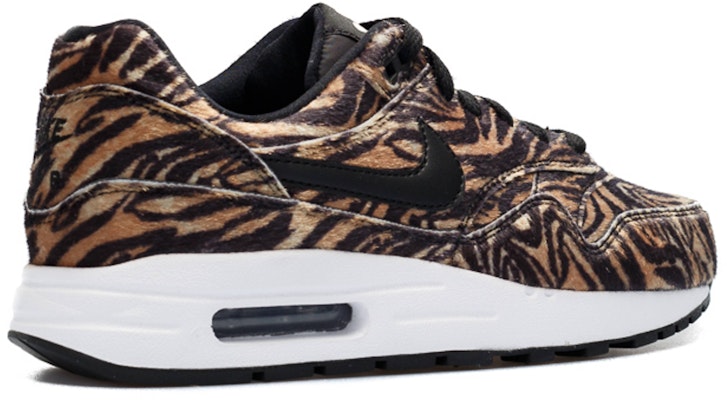 (Grade School) Nike Air Max 1 QS 'Tiger' 827657-200 Lookbook (Grade School) Nike Air Max 1 QS 'Tiger' 827657-200