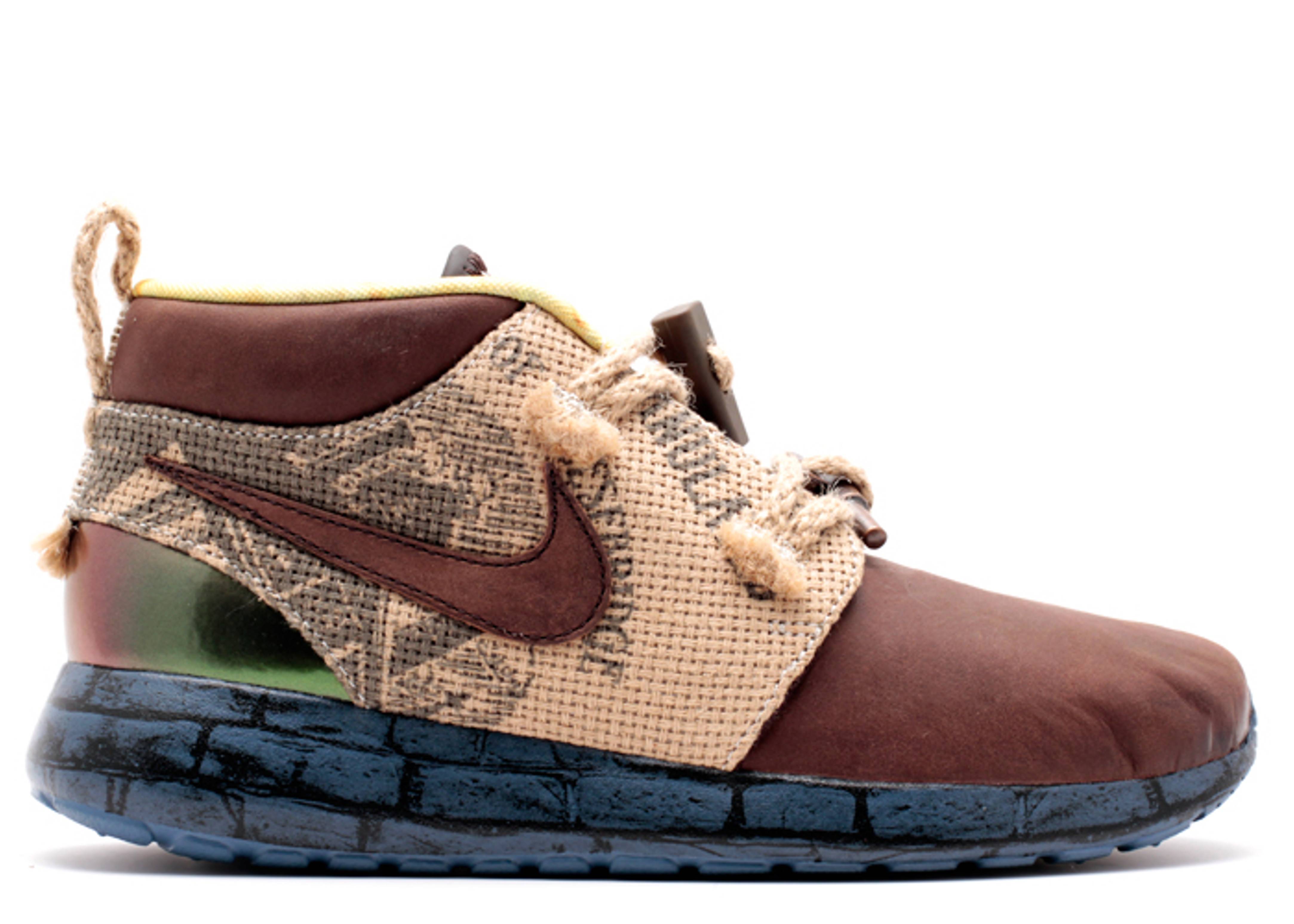 (Grade School) Nike Roshe Run Trollstrike 'Boxtrolls' 748864200