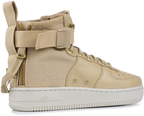 (女款)Nike SF Air Force 1 Mid 'Mushroom' AA3966-200 Lookbook (女款)Nike SF Air Force 1 Mid 'Mushroom' AA3966-200