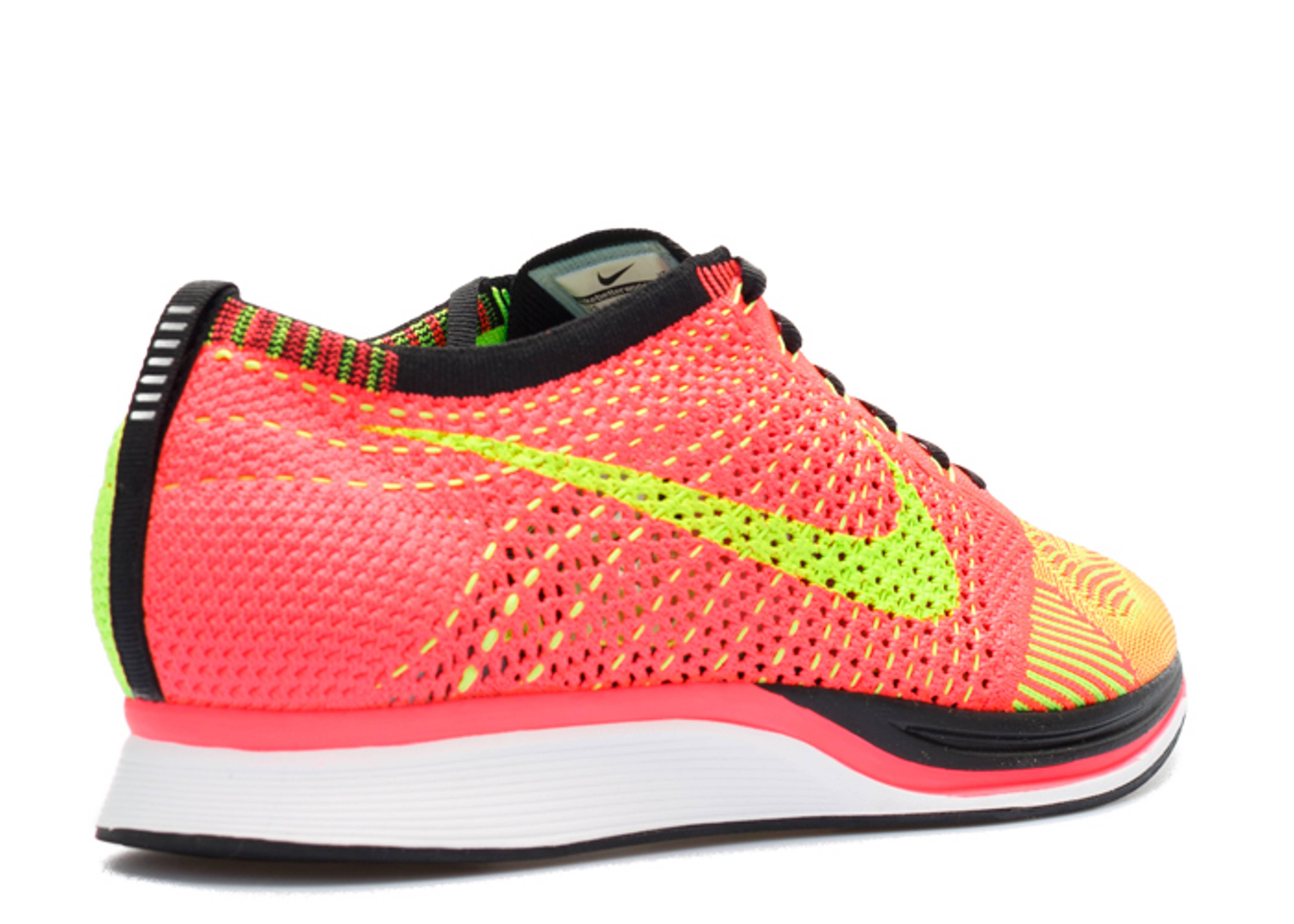 flyknit racer hyper punch