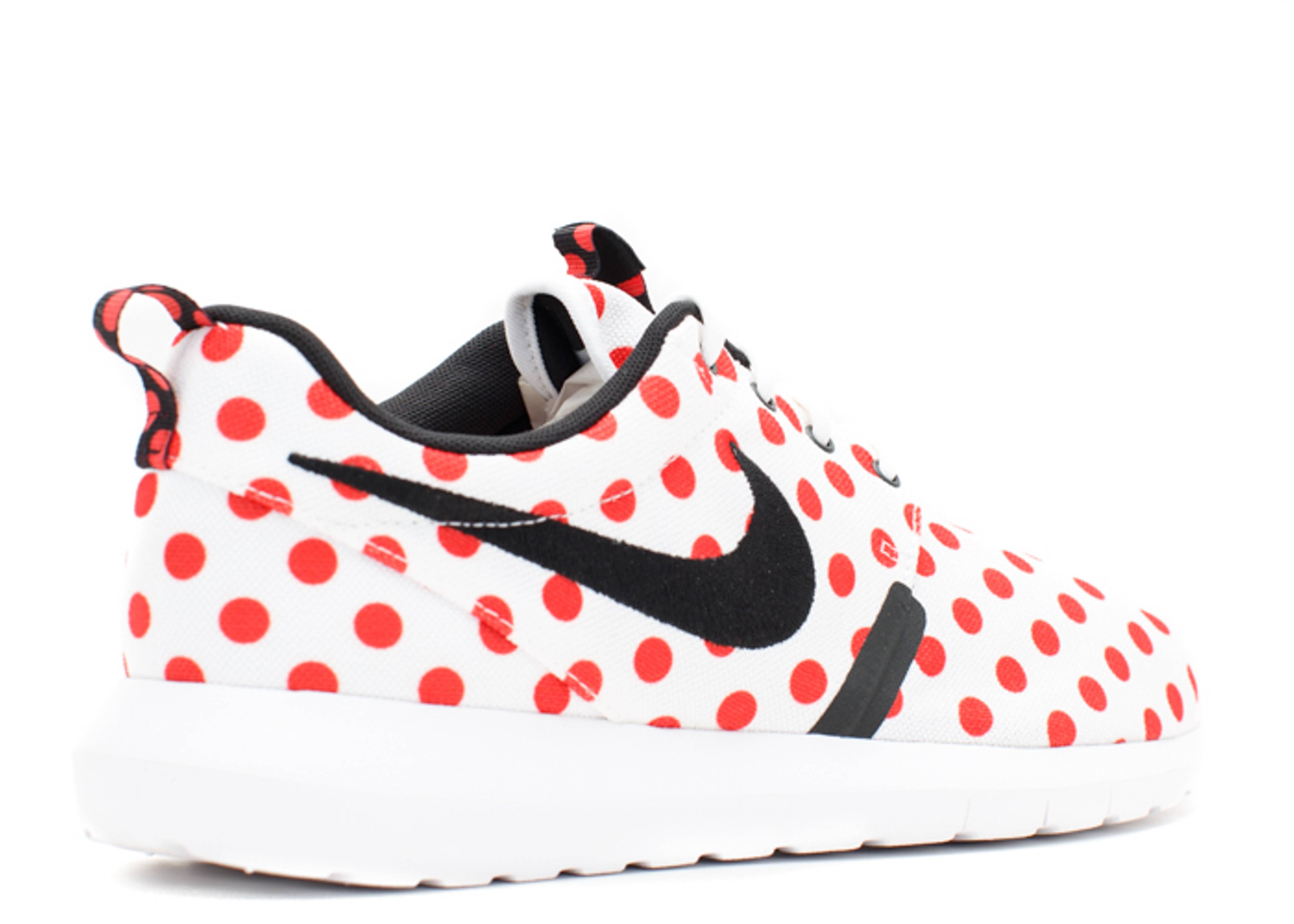 Lookbook Nike Roshe NM QS 'Pola Dot Pack' 810857-106