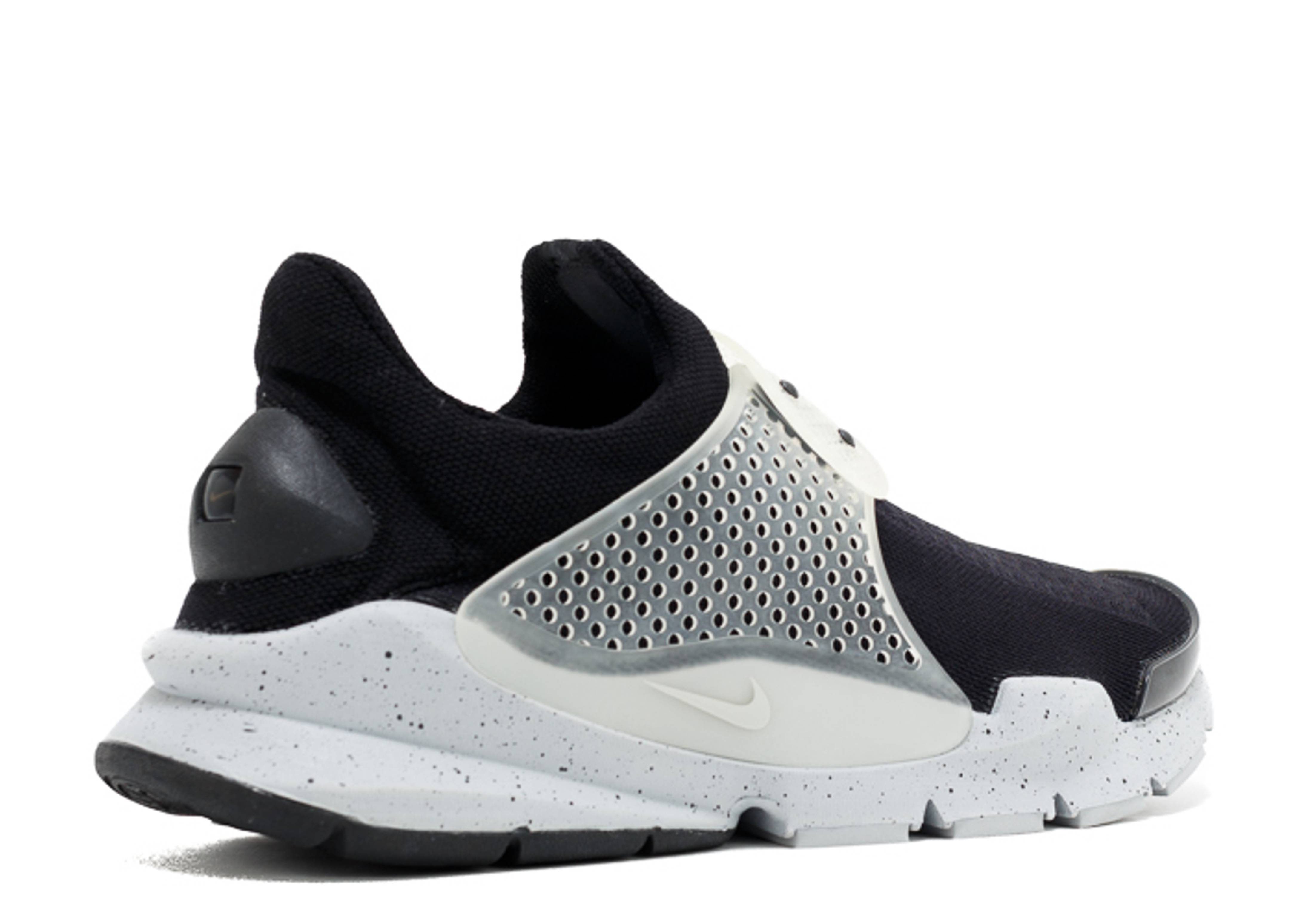 Lookbook Fragment Design x Nike Sock Dart '奥利奥' 728748-001