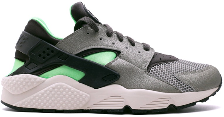 All 2025 grey huaraches