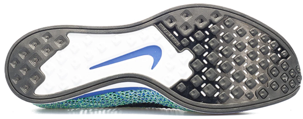 Flyknit sales racer tranquil