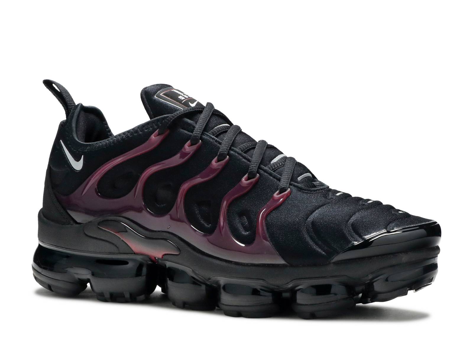 vapormax plus black and noble red