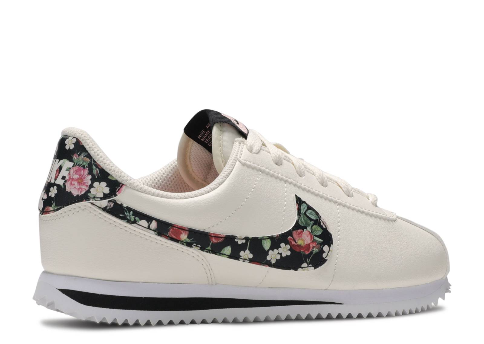 nike aeroshield running jacket