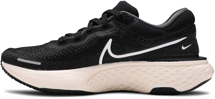 (女性用) 耐吉 ZoomX Invincible Run Flyknit '黑白' CT2229-001 Lookbook (女性用) 耐吉 ZoomX Invincible Run Flyknit '黑白' CT2229-001