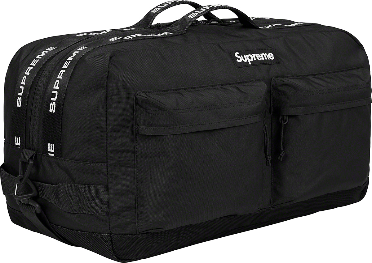 シュプリーム バンダナ タープ ダッフルバッグ (黒) を購入 - Novelship