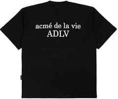 acmé de la vie Baby Face Crocodile Doll Baju-T Lengan Pendek Hitam Order acmé de la vie Baby Face Crocodile Doll Baju-T Lengan Pendek Hitam