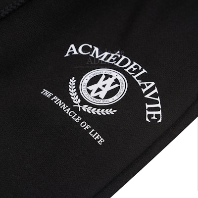 acmé de la vie Laurel A Logo Emblem Boots Cut Sweat Pants Black Lookbook acmé de la vie Laurel A Logo Emblem Boots Cut Sweat Pants Black