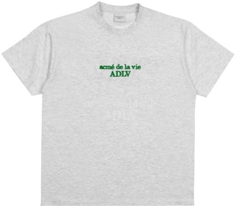 아크메드라비 리얼 터프 자수 반팔 티셔츠 멜란지
Buy 아크메드라비 리얼 터프 자수 반팔 티셔츠 멜란지