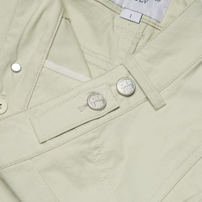 acmé de la vie A Logo Pin Tuck Casual Short Pants Beige Lookbook acmé de la vie A Logo Pin Tuck Casual Short Pants Beige