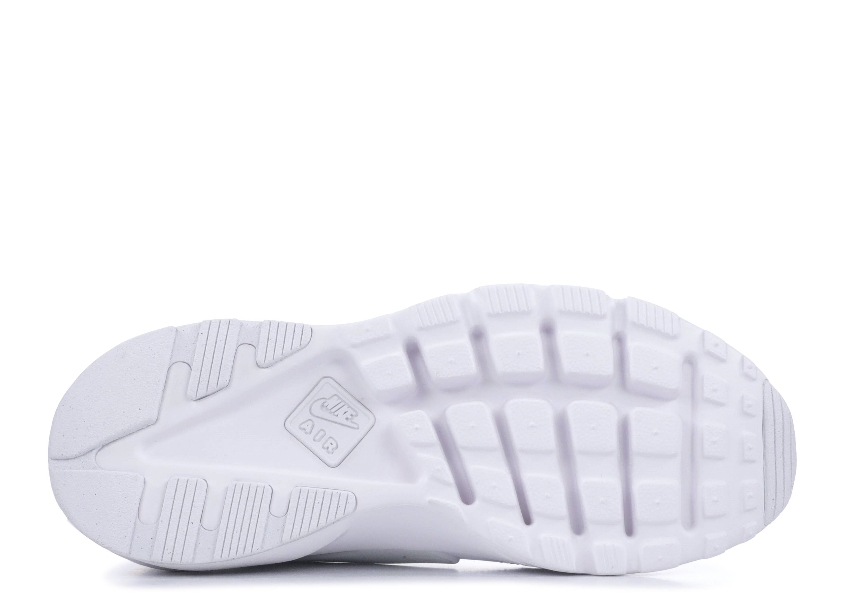nike air huarache run ultra triple white