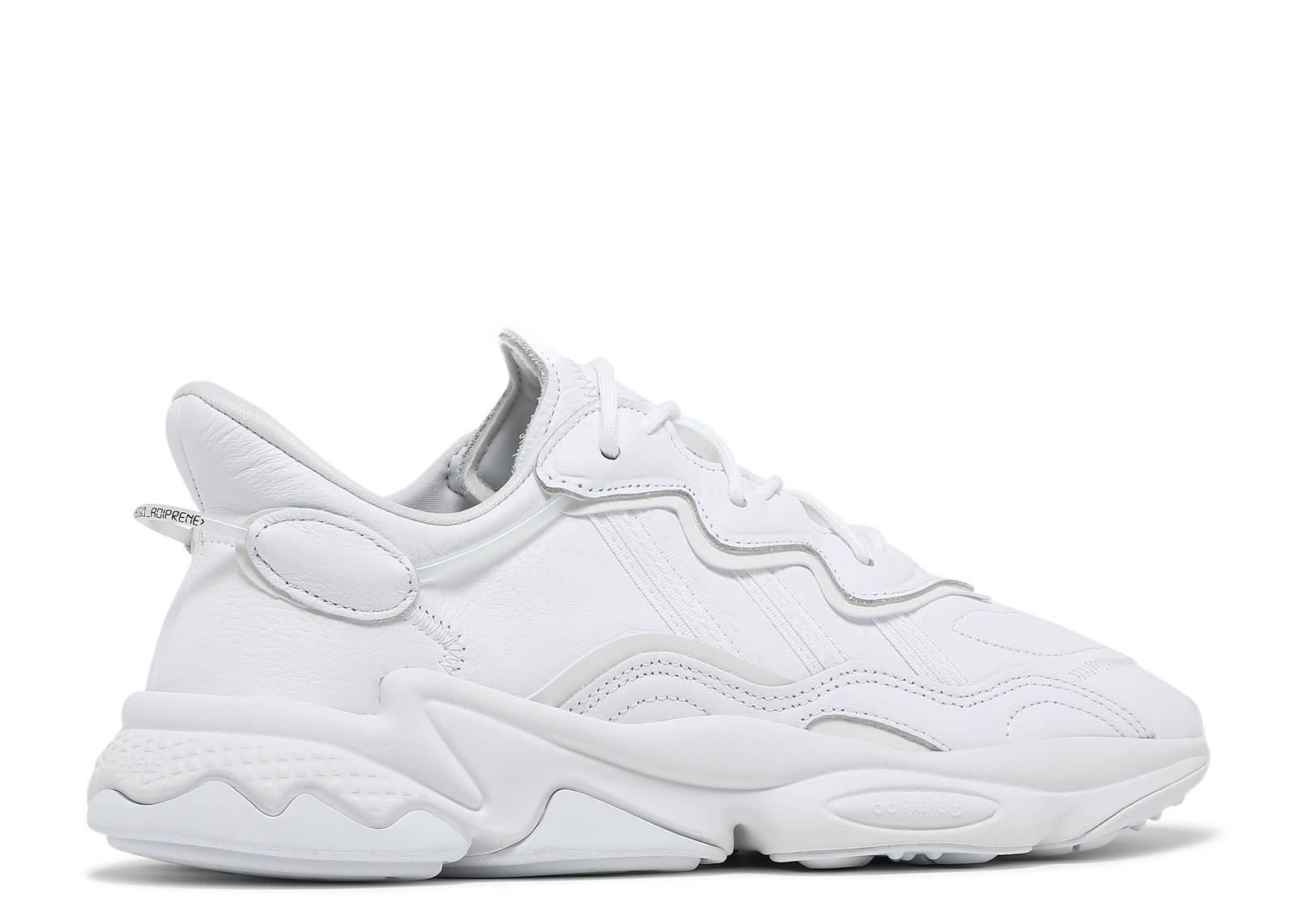 ozweego triple white