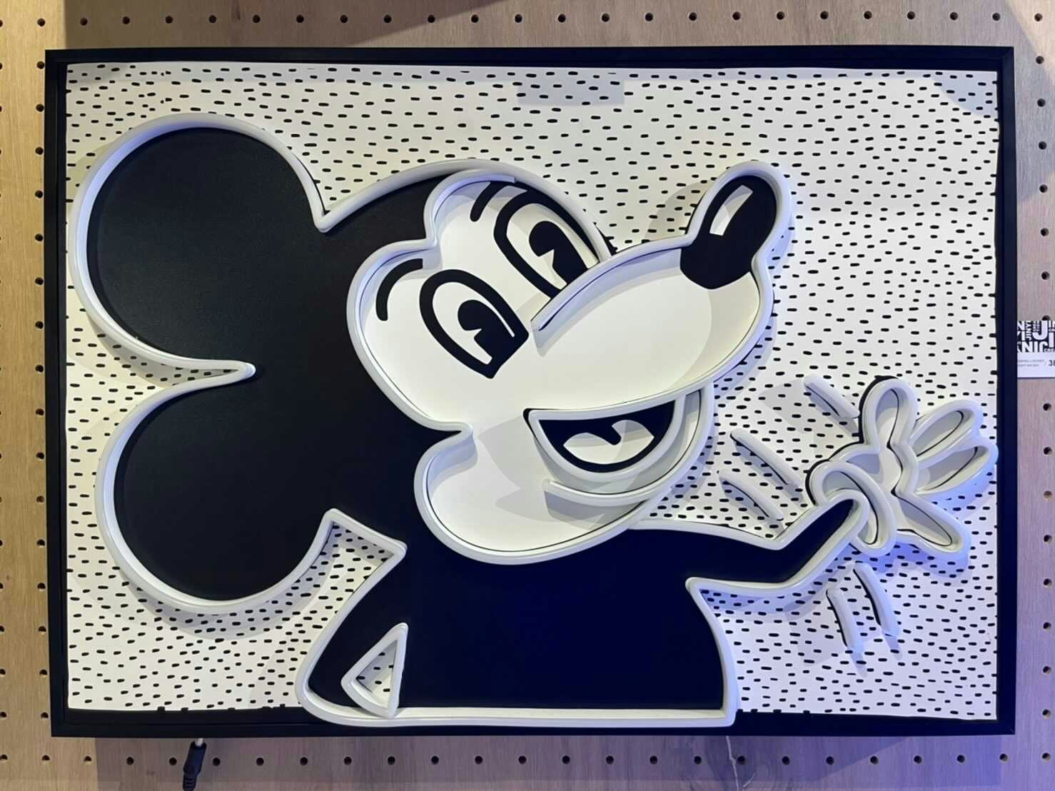 keith-haring-x-disney-neon-light-mickey