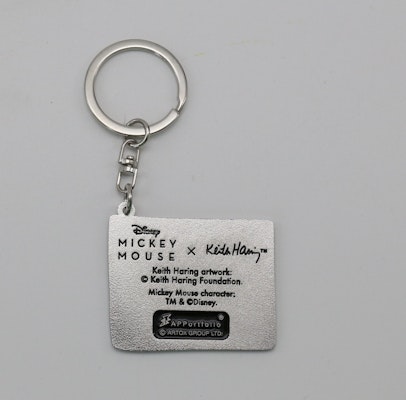 Keith Haring x Disney Key Ring B Order Keith Haring x Disney Key Ring B