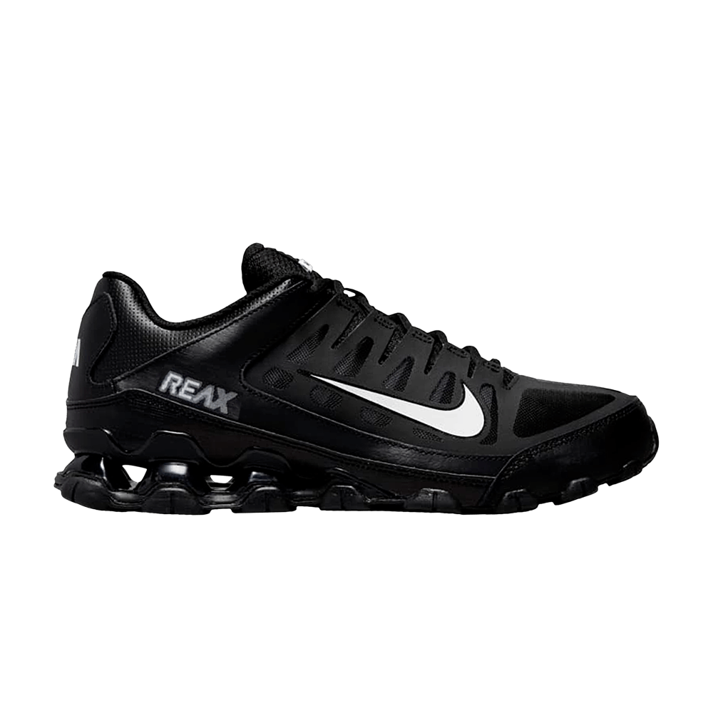 black nike reax womens