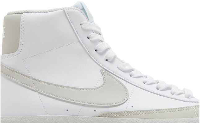 (Sekolah Dasar) Nike Blazer Mid ’77 'Putih Abu' DM1000-100 Order (Sekolah Dasar) Nike Blazer Mid ’77 'Putih Abu' DM1000-100