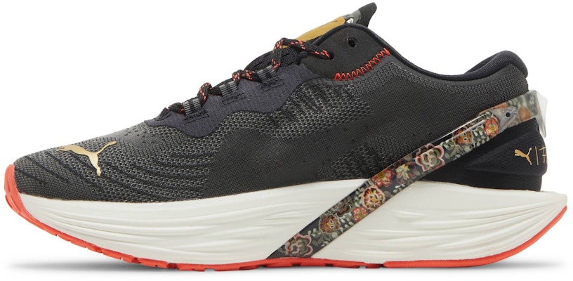 (W) Frida Kahlo x Puma Run XX Nitro 'Floral - Hitam' 376623-01 Lookbook (W) Frida Kahlo x Puma Run XX Nitro 'Floral - Hitam' 376623-01