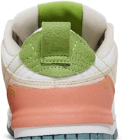 Sizing (W) Nike Dunk Low Disrupt 2 'Pascua' DV3457-100