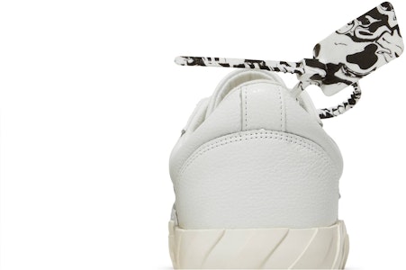 Zapatillas Off-White Vulc Low 'Blancas'. OMIA085F20LEA0030101 Sizing Zapatillas Off-White Vulc Low 'Blancas'. OMIA085F20LEA0030101