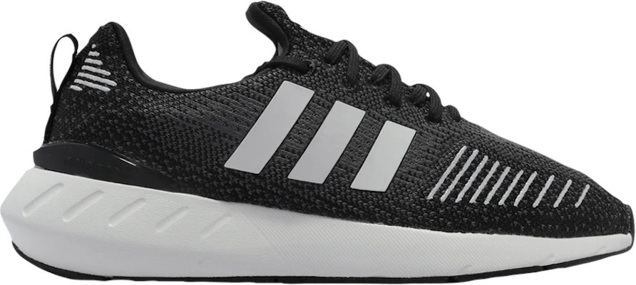 Adidas womens 2025 swift run black
