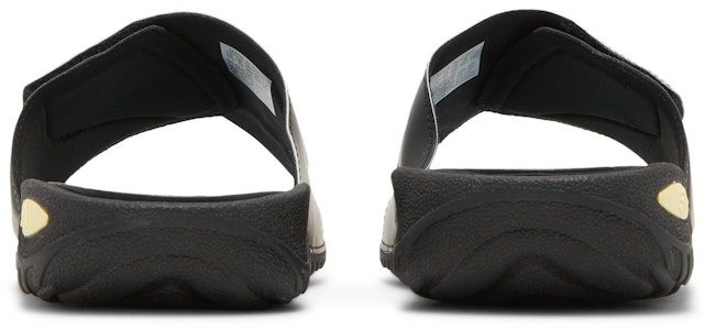 阿迪达斯滑板拖鞋“游戏王 蓝眼白龙” 绑带款 HQ4276 Details for 阿迪达斯滑板拖鞋“游戏王 蓝眼白龙” 绑带款 HQ4276