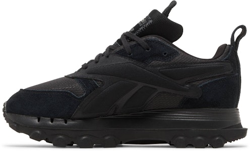 (W) Cardi B x Reebok Classic Leather V2 'Negro Core' GY1942 Lookbook (W) Cardi B x Reebok Classic Leather V2 'Negro Core' GY1942