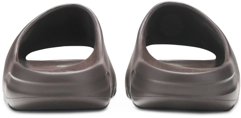adidas Yeezy Slides 'Soot' G55495 Details for adidas Yeezy Slides 'Soot' G55495