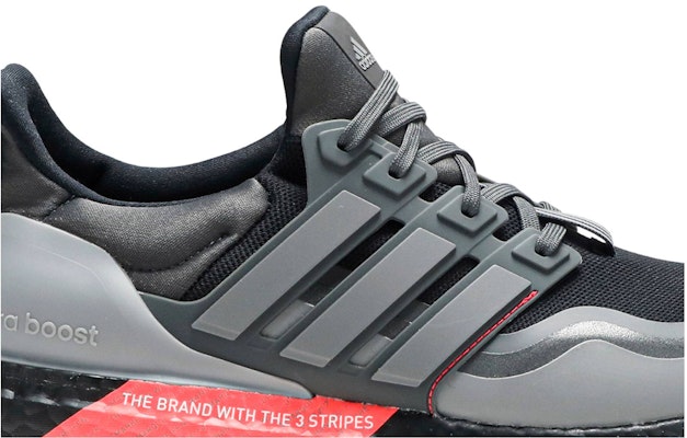 Ultraboost all terrain red hotsell