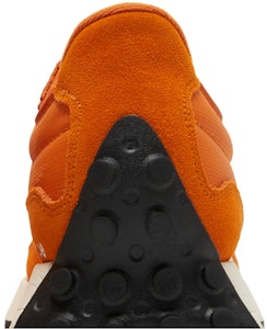 New Balance 327 'Jingga Vintage' MS327GC Sizing New Balance 327 'Jingga Vintage' MS327GC