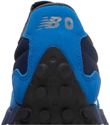 FIGS x New Balance 327 'Navy' MS327GG1 Sizing FIGS x New Balance 327 'Navy' MS327GG1