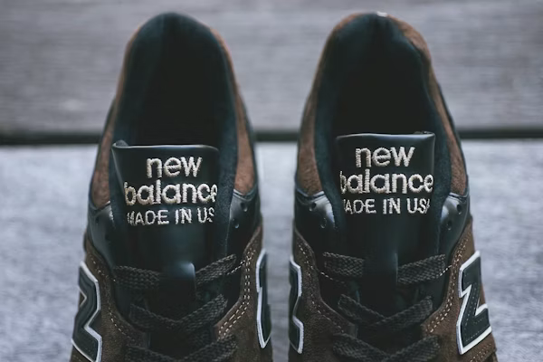 New Balance 997 'Distinct Authors' Lelaki Wanita Kasual Sneaker. ML997DBR Shop New Balance 997 'Distinct Authors' Lelaki Wanita Kasual Sneaker. ML997DBR