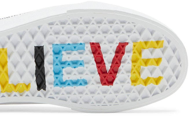 移民孩子 x Vans Old Skool『激進的積極態度』VN0A7Q2J697 Purchase 移民孩子 x Vans Old Skool『激進的積極態度』VN0A7Q2J697