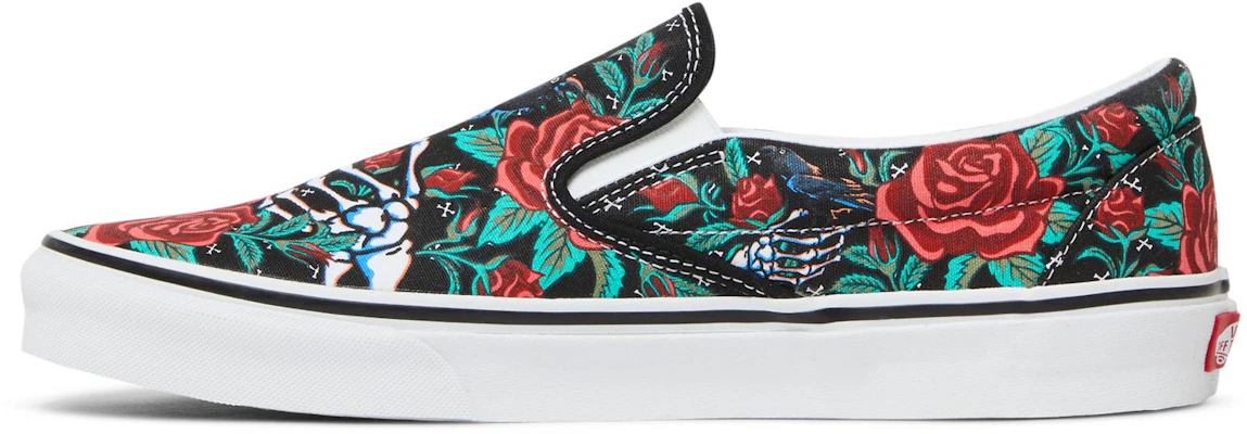 Vans 經典無鞋帶帆布鞋 '玫瑰頭骨' VN0A7Q5D6BT Lookbook Vans 經典無鞋帶帆布鞋 '玫瑰頭骨' VN0A7Q5D6BT