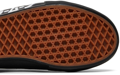 세일러 문 x 반스 스케이트 올드스쿨 '프리티 가디언' VN0005W0BKA VN0005W0BKA Purchase 세일러 문 x 반스 스케이트 올드스쿨 '프리티 가디언' VN0005W0BKA VN0005W0BKA