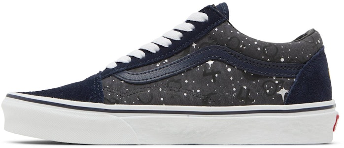 Sailor Moon x Vans Old Skool 'Pretty Guardian - Malam Paris' VN0A7Q2JJDU Lookbook Sailor Moon x Vans Old Skool 'Pretty Guardian - Malam Paris' VN0A7Q2JJDU