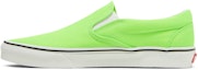 Lookbook 반스 클래식 슬립온 '네온 - 그린 게코' VN0A4U38WT5 VN0A4U38WT5