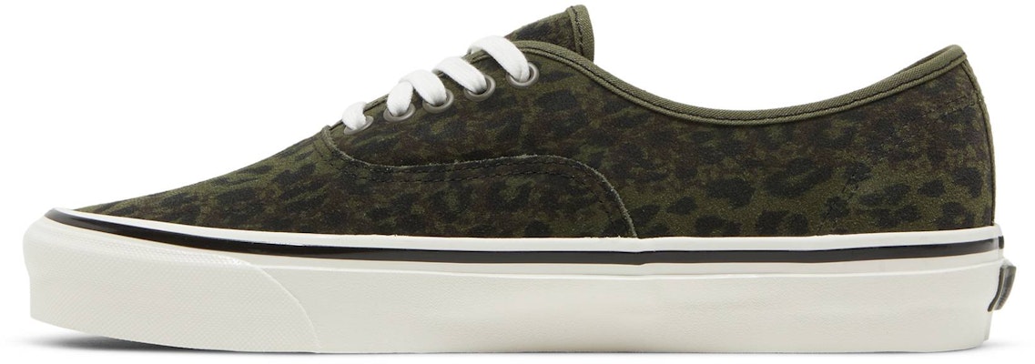 Vans Authentic 44 DX 'Anaheim Factory - Camo Harimau Bintang' VN0A5KX4AWA Lookbook Vans Authentic 44 DX 'Anaheim Factory - Camo Harimau Bintang' VN0A5KX4AWA
