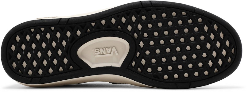 Vans Lowland CC 'Bolt' Sepatu Sneakers VN0A54MG080 Shop Vans Lowland CC 'Bolt' Sepatu Sneakers VN0A54MG080