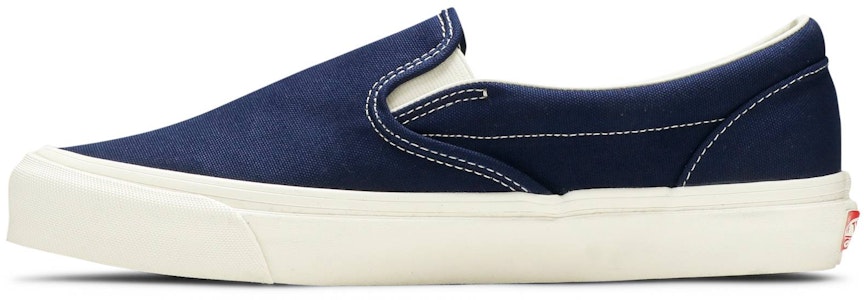 Vans OG Classic Slip-On LX ‘海军蓝’ VN000UDFF9L Lookbook Vans OG Classic Slip-On LX ‘海军蓝’ VN000UDFF9L
