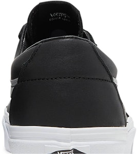 Vans Sk8-Low 'Reflective - Hitam' VN0A4UUKSIG Sizing Vans Sk8-Low 'Reflective - Hitam' VN0A4UUKSIG