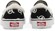 Details for Vans Classic Slip-On 'Circle V' Lelaki/Wanita VN0A4BV317H