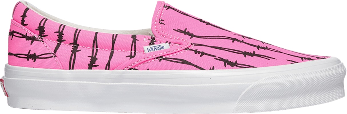 White and pink slip 2025 on vans