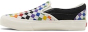 Lookbook Vans Classic Slip-On VLT LX 'Pride' VN0A3QXY5A8
