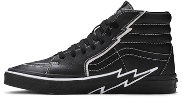 Vans Sk8-Hi 'Bolt - Hitam' VN0A5JIVBKA Lookbook Vans Sk8-Hi 'Bolt - Hitam' VN0A5JIVBKA