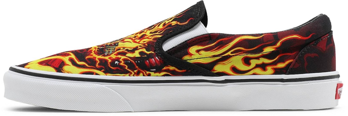 Vans Classic Slip-On 'Samurai Rising' Zapatillas Clasicas Samurai. VN0A33TB44I Lookbook Vans Classic Slip-On 'Samurai Rising' Zapatillas Clasicas Samurai. VN0A33TB44I