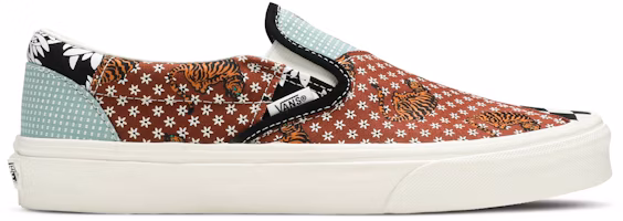 Vans Classic Slip-On 'Tiger Patchwork' VN0A4U381IO Vans Classic Slip-On 'Tiger Patchwork' VN0A4U381IO