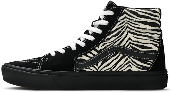 Vans Sk8-Hi ComfyCush 'Mixed Media - Hitam Kotak-kotak' VN0A3WMB17Q Lookbook Vans Sk8-Hi ComfyCush 'Mixed Media - Hitam Kotak-kotak' VN0A3WMB17Q